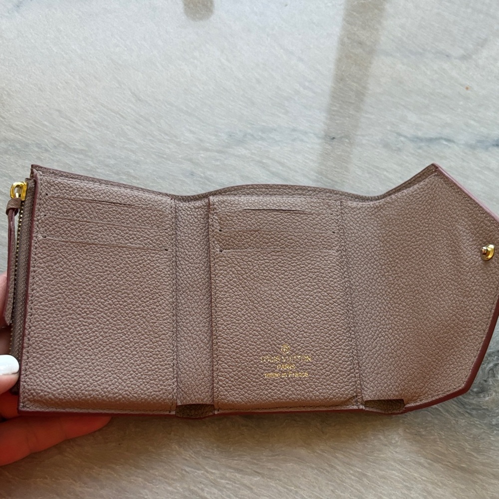 🔥💥Louis Vuitton❤️🩷 Brown Monogram Wallet Compact Design - Picture 5 of 16